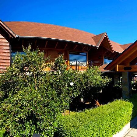 Hotel Pitrufquen Bagian luar foto
