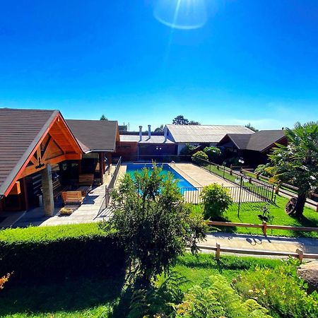 Hotel Pitrufquen Bagian luar foto